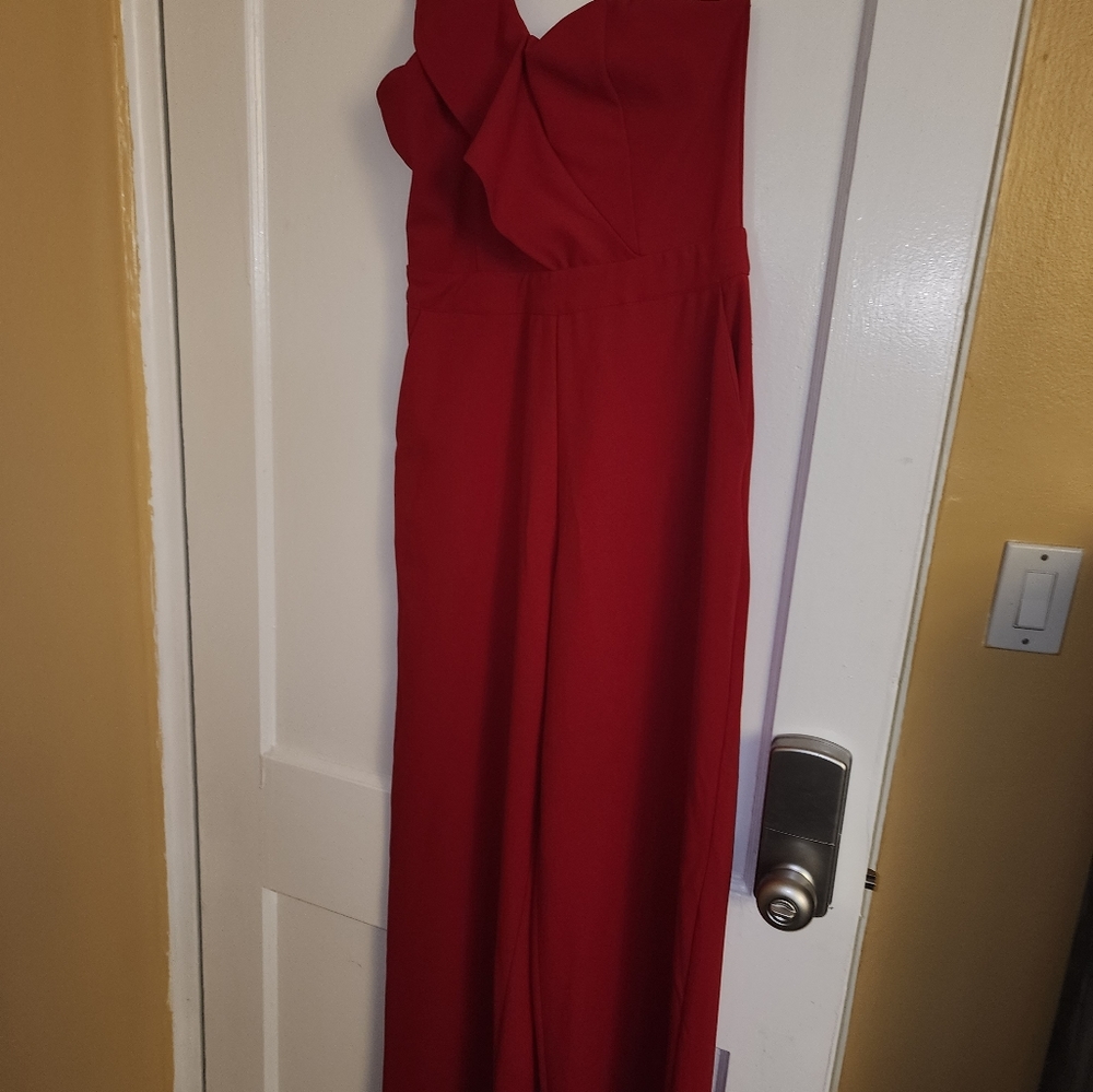 Junpsuit - Picture 2 of 6